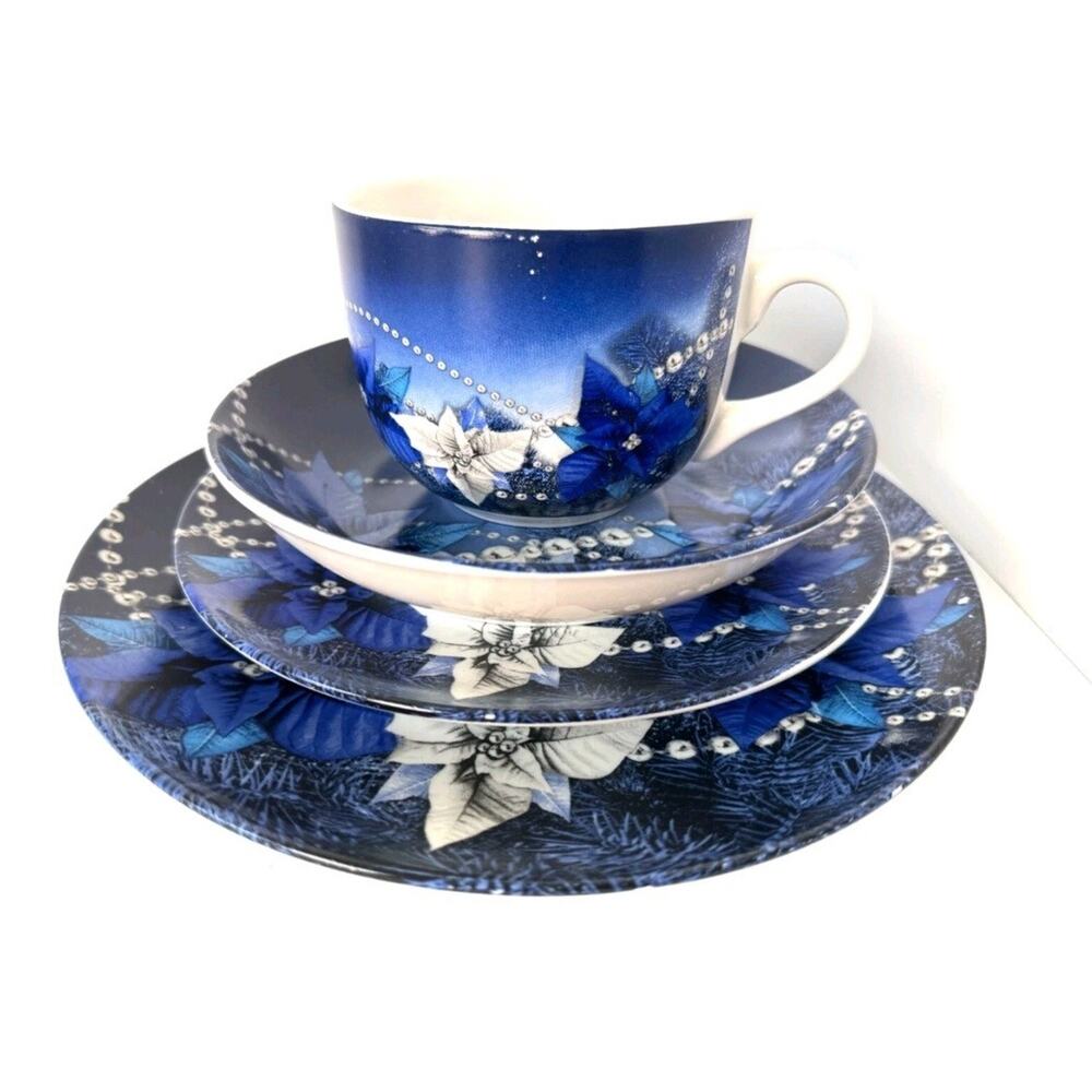 4pc Dinner Set Blue Floral Design; 10", 8" Plates 16oz Mug 7.5" Soup Bowl